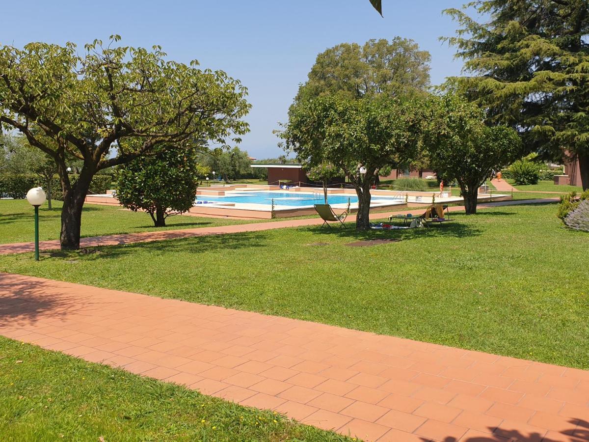 Apartments Blue View - Residence Casetto Bardolino - Regarda Travel מראה חיצוני תמונה