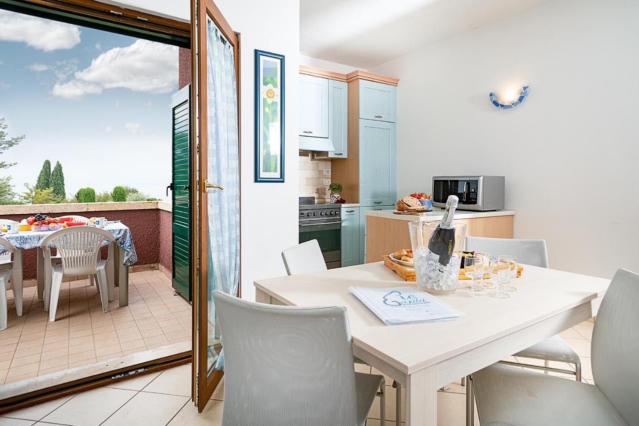 Apartments Blue View - Residence Casetto Bardolino - Regarda Travel מראה חיצוני תמונה
