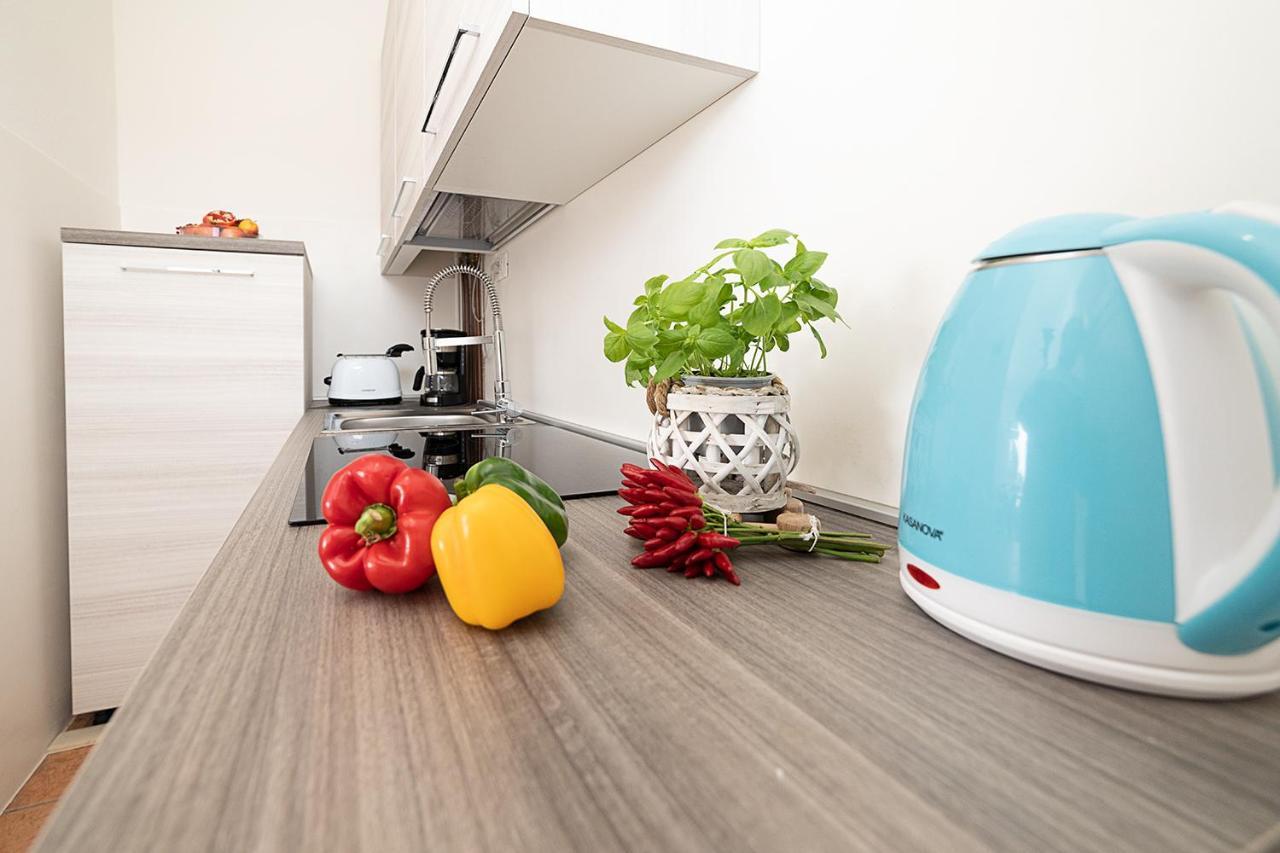 Apartments Blue View - Residence Casetto Bardolino - Regarda Travel מראה חיצוני תמונה