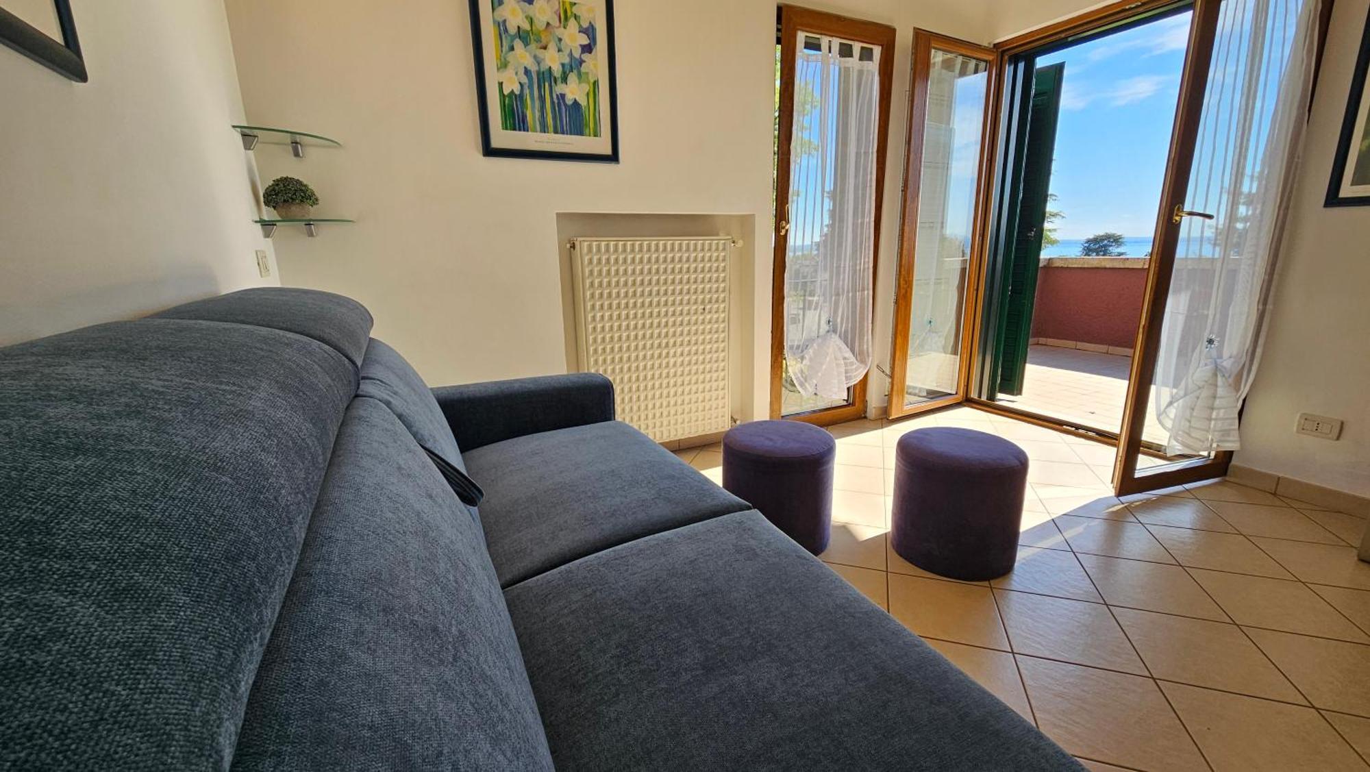 Apartments Blue View - Residence Casetto Bardolino - Regarda Travel מראה חיצוני תמונה